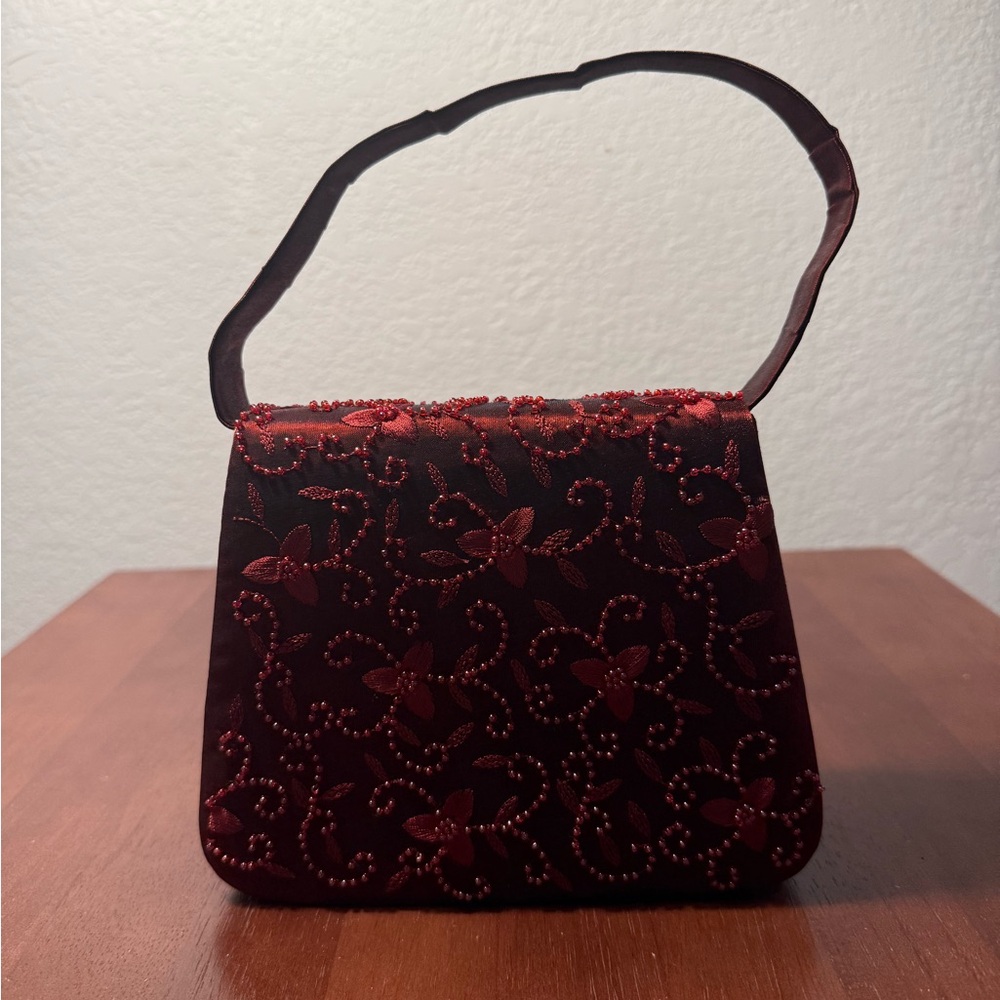 Elegant Red Vintage Embroidered Handbag